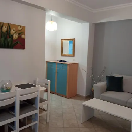 Danai * Tsoukaládhes