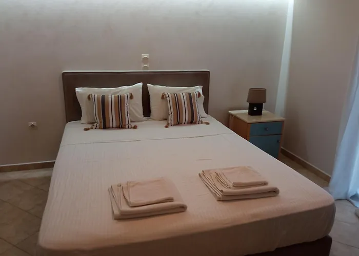 Danai * Tsoukaládhes