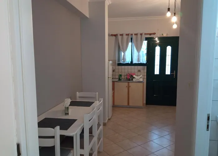 アパート Danai Tsoukaládhes