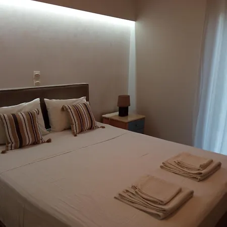 Danai * Tsoukaládhes