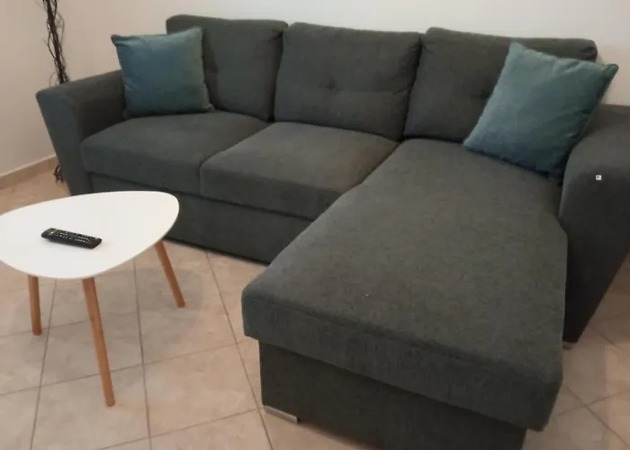 Danai * Tsoukaládhes